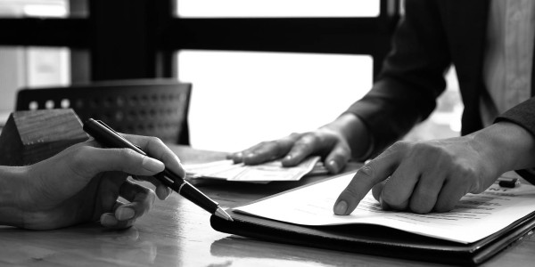 Derecho Inmobiliario / Abogados Inmobiliarios en Terrassa · Resolución de Disputas / Conflictos entre Arrendadores e Inquilinos