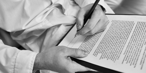 Derecho Mercantil / Abogados Mercantilistas en Terrassa · Redacción y Negociación de Contratos de Franquicia